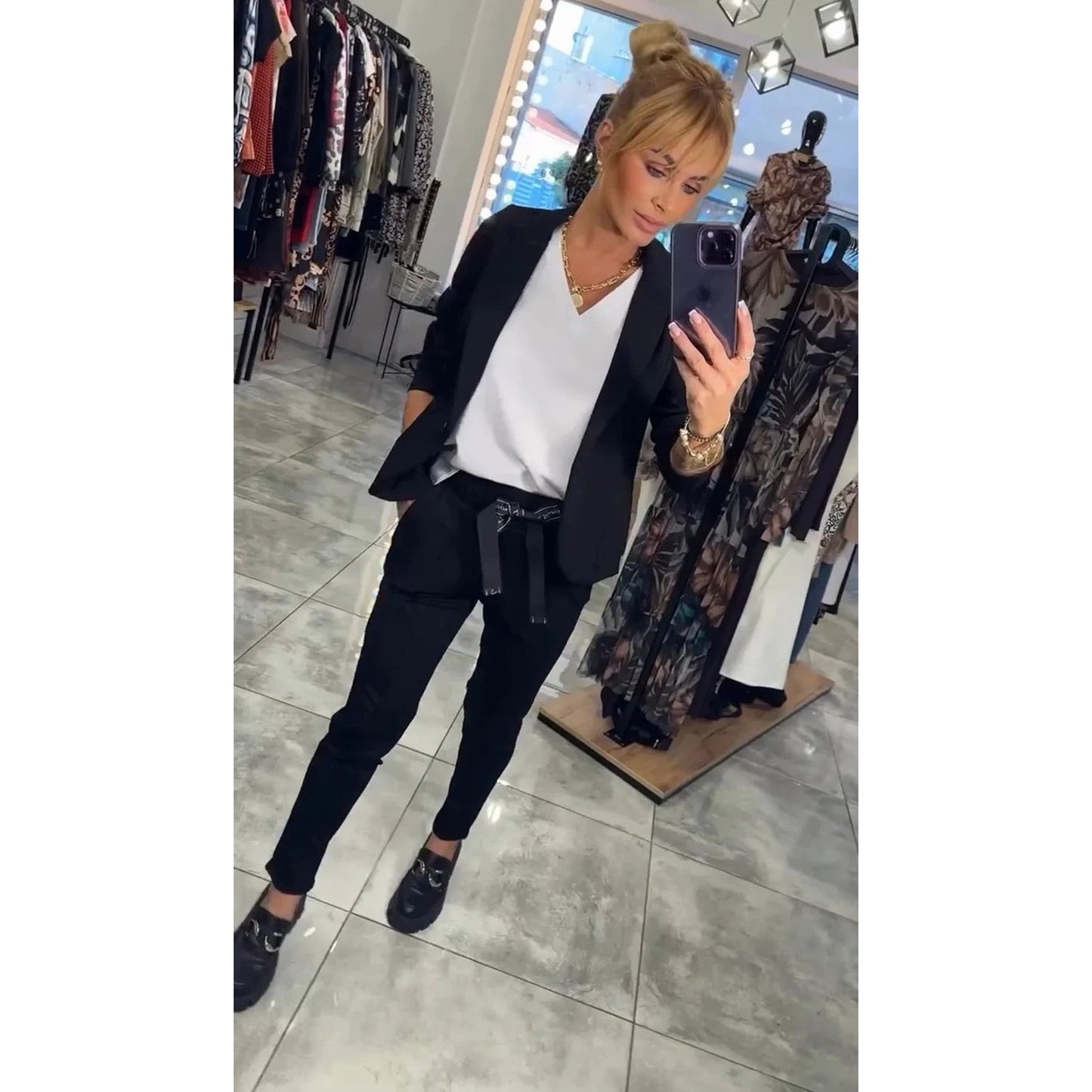 Julia – Blazer & Jogger Set