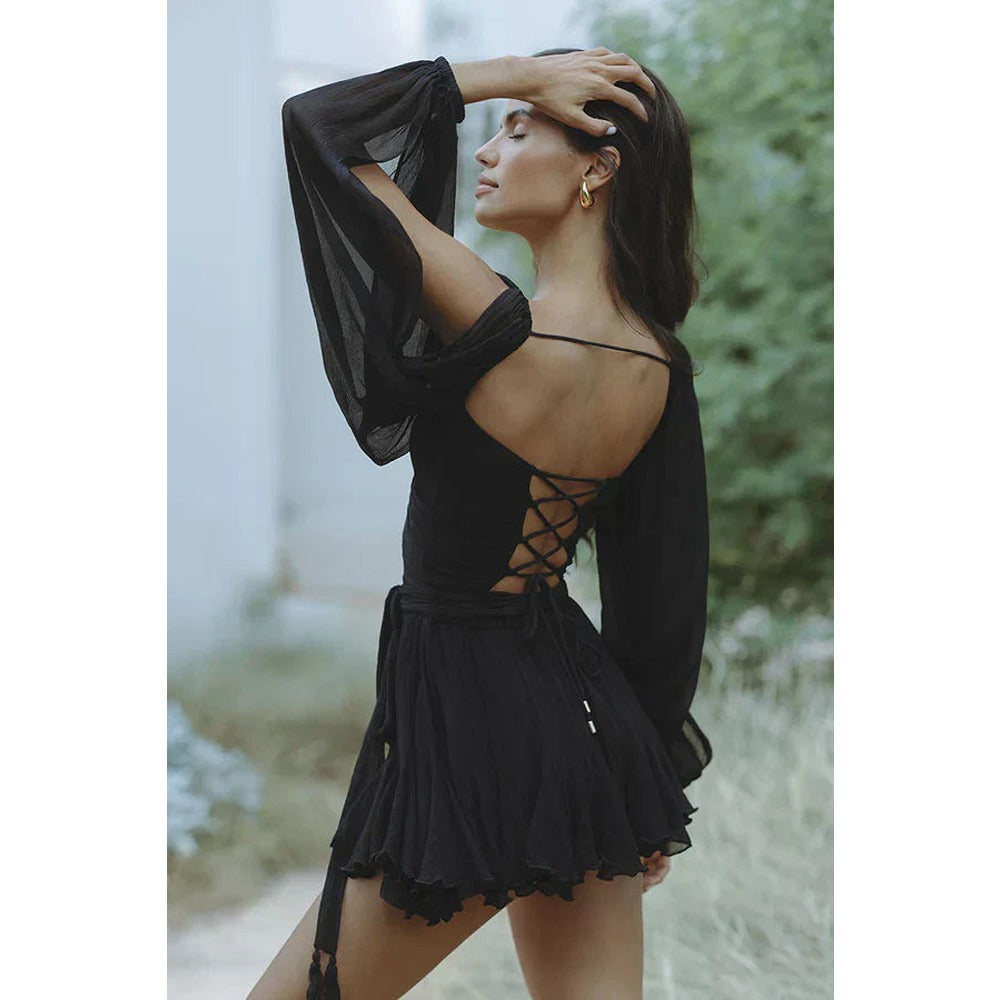 Olivia – Flowing Dress with Veiled Sleeves