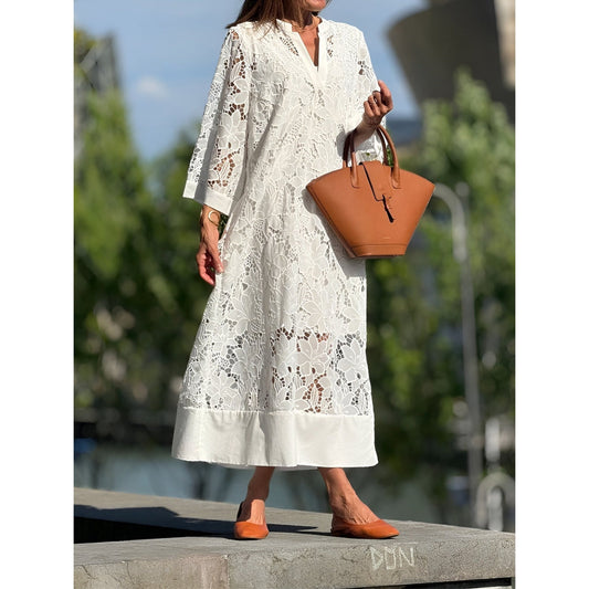 Sofia – Elegant White Lace Dress