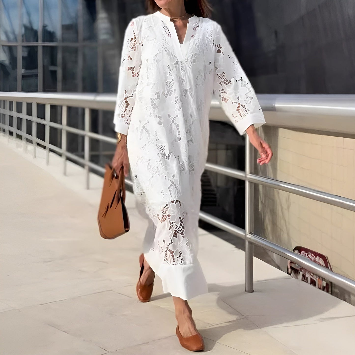 Sofia – Elegant White Lace Dress