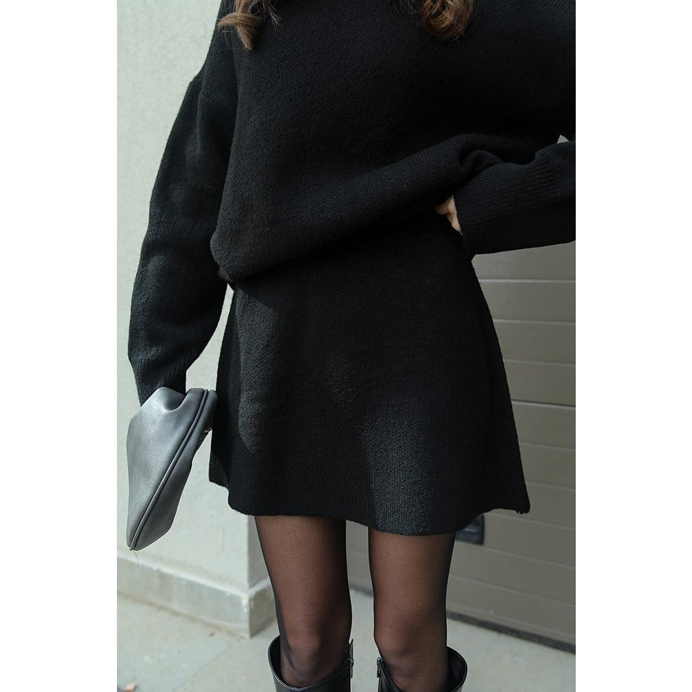 Zoe Knit Set – Oversized Sweater & Mini Skirt